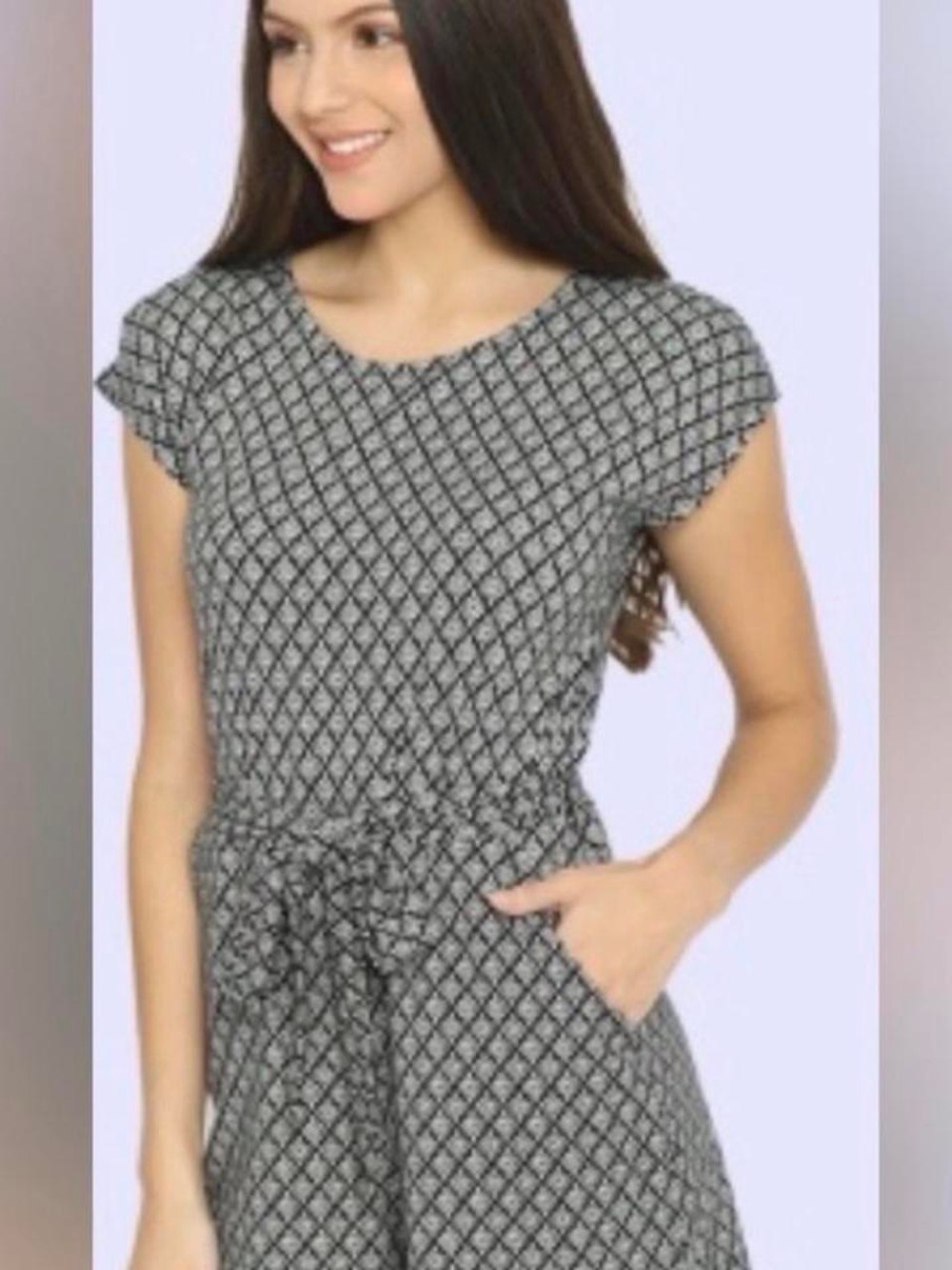 Old Navy Women's Black and White Playsuit-Romper